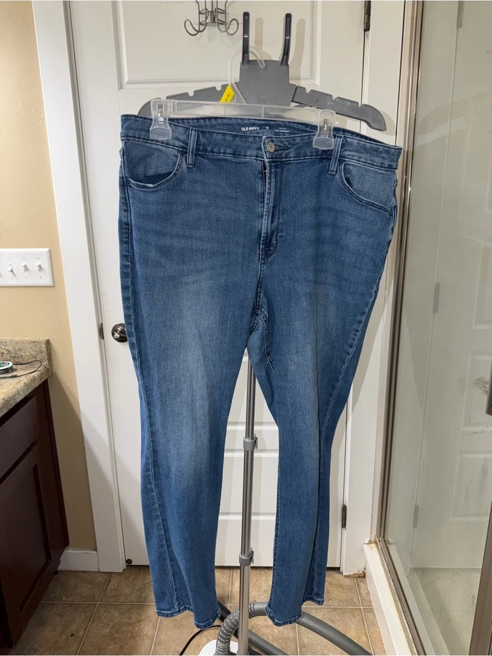 Old Navy Women's Medium Blue Stretch Skinny Jeans